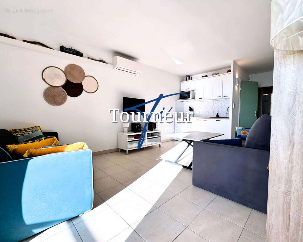 Appartement à SIX-FOURS-LES-PLAGES