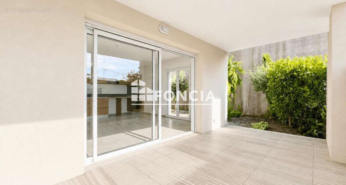 Appartement à VIAS