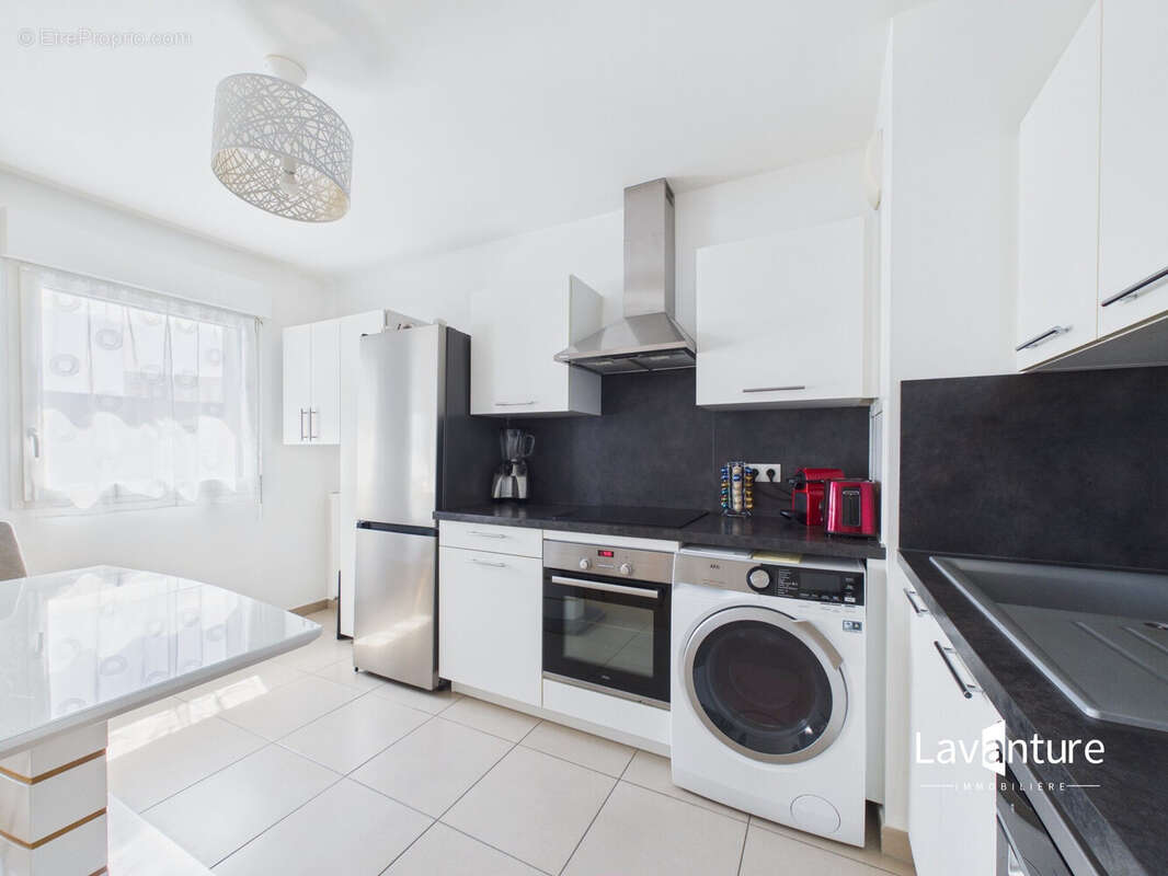Appartement 49 m² à Velizy-Villacoublay  - photo 9