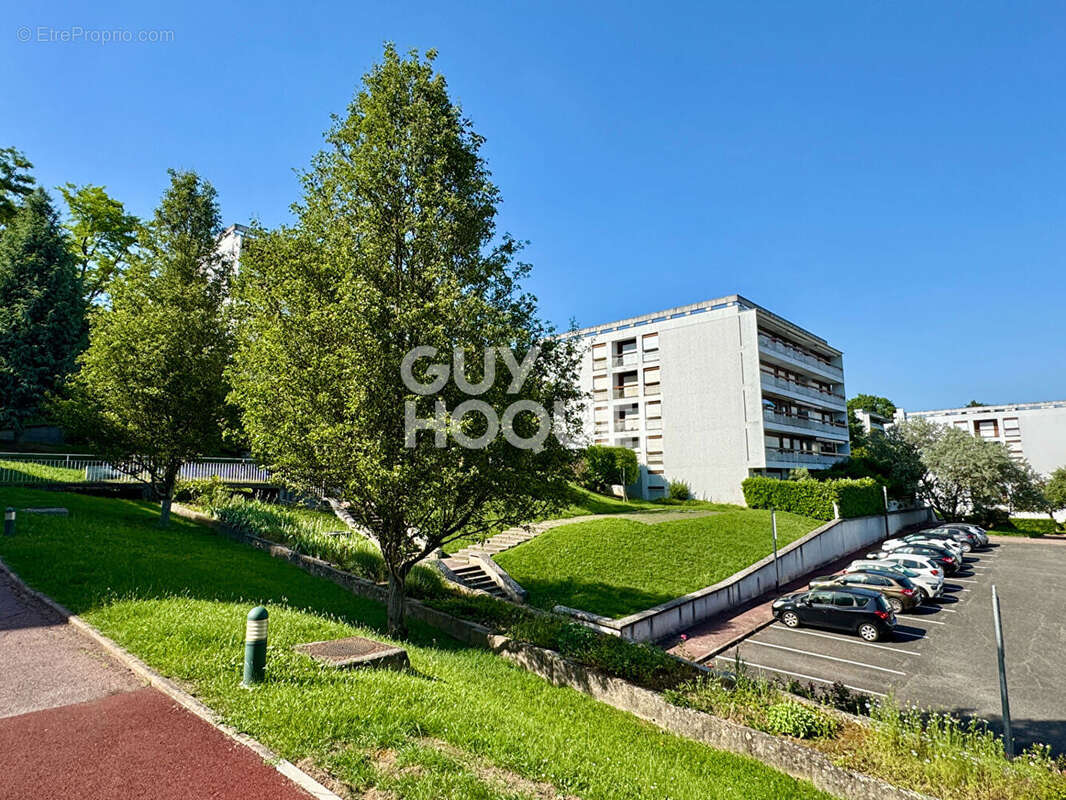 Appartement à ATHIS-MONS