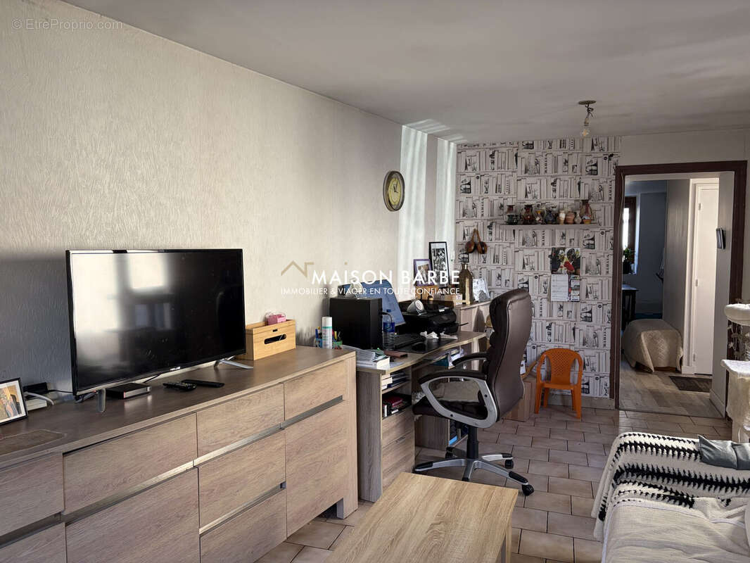 Maison à LA CHAPELLE-EN-SERVAL