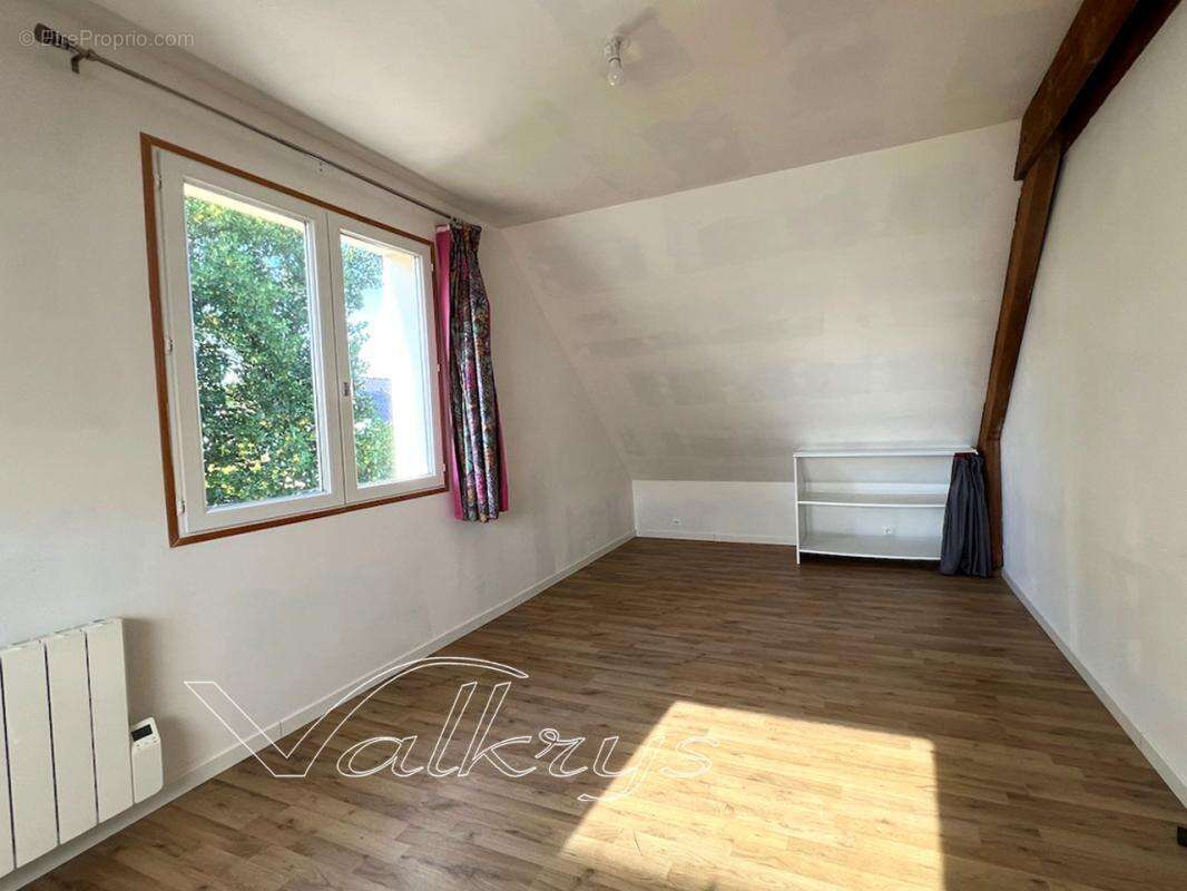 Maison proche mer et commodités à pied -7P-1000m2 zone U - photo 16