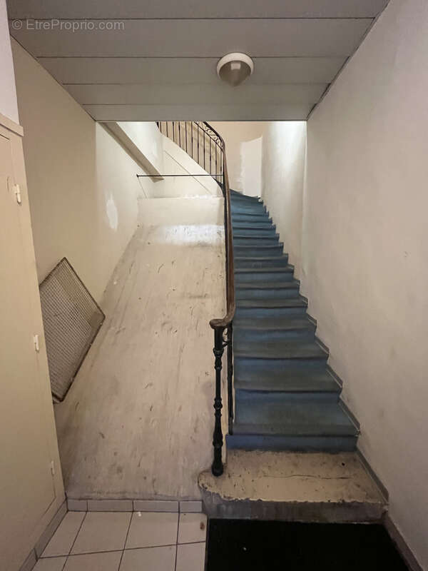 Appartement à MARSEILLE-7E