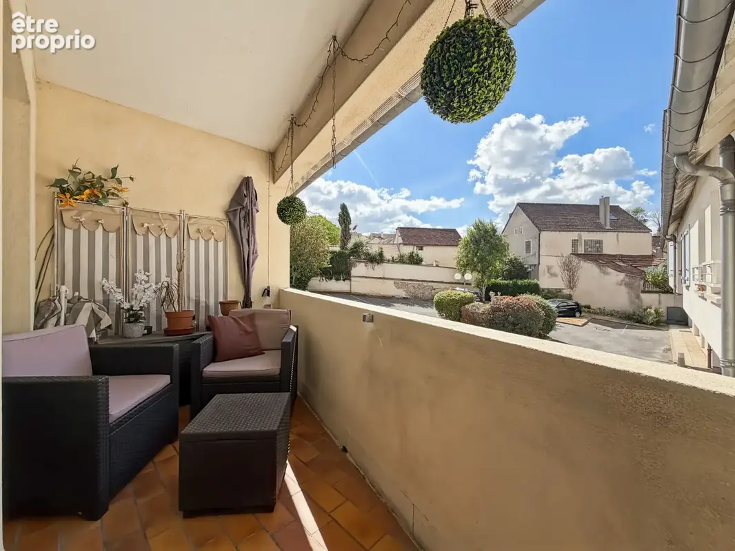 Servon - T2 au 1er étage - Balcon et parking sous-sol fermé - photo 2