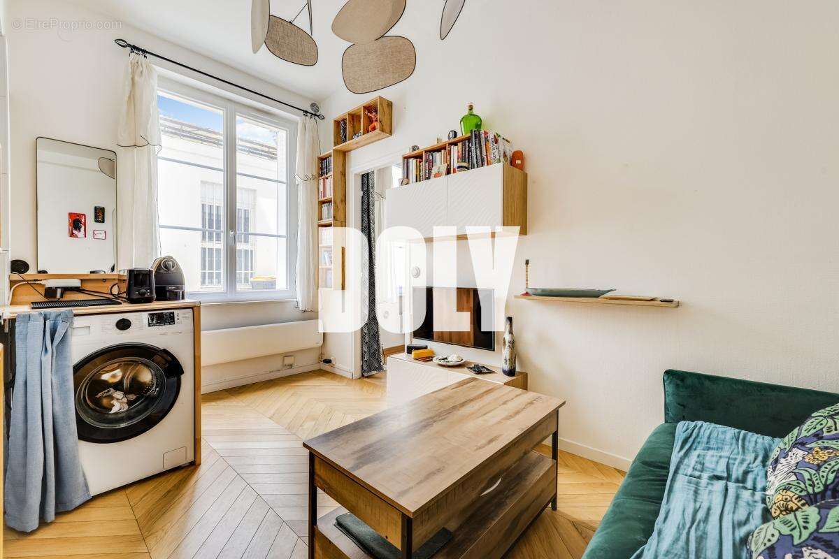 Appartement à PARIS-12E
