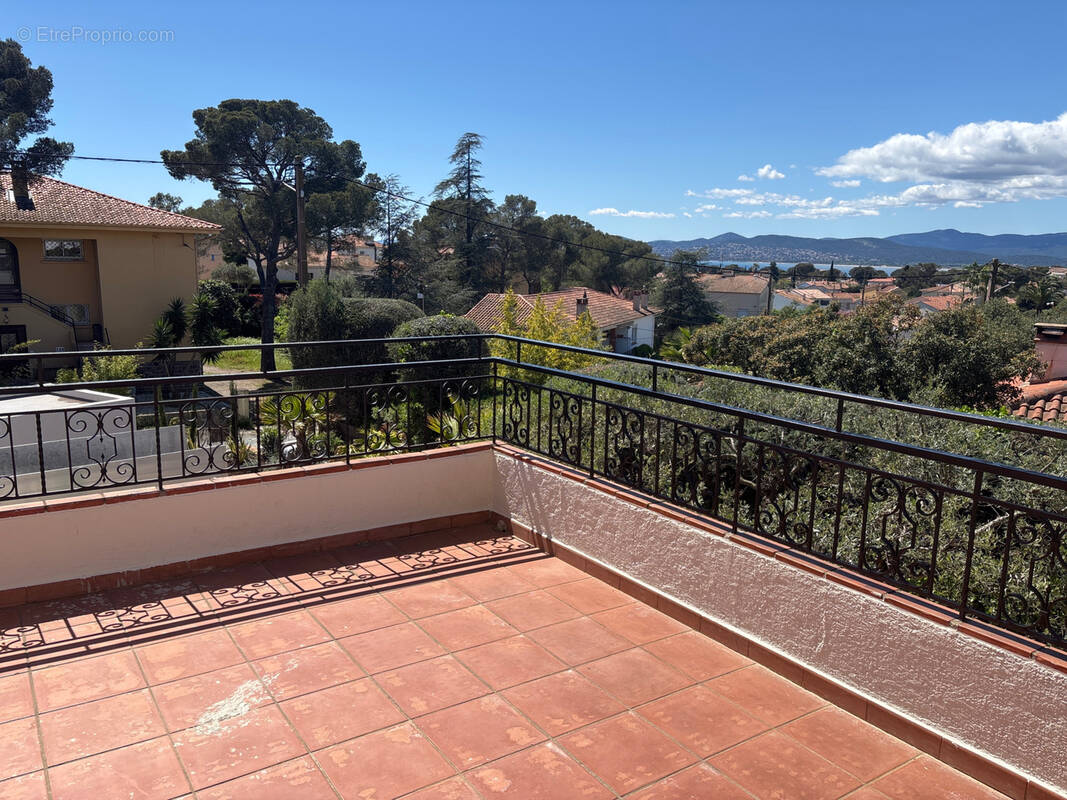 Appartement à SAINT-RAPHAEL
