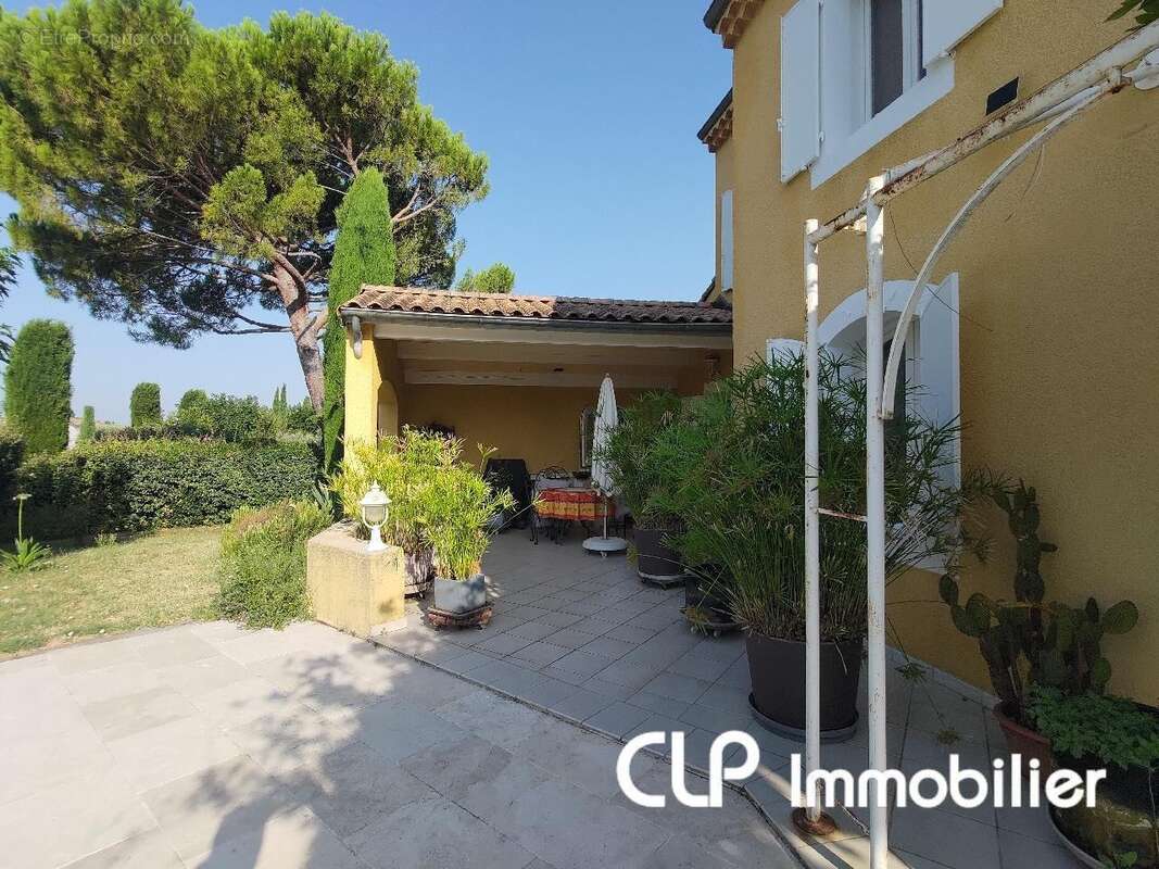 Maison 141 m² à Montelimar  - photo 7