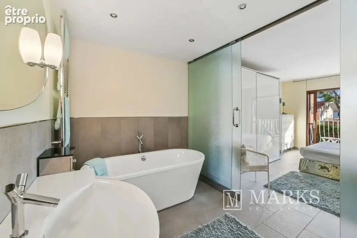Appartement 4 pièces traversant avec vue mer au cœur du village de Saint-Jean-Cap-Ferrat - photo 12
