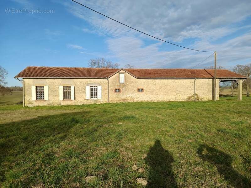Maison à AIRE-SUR-L'ADOUR