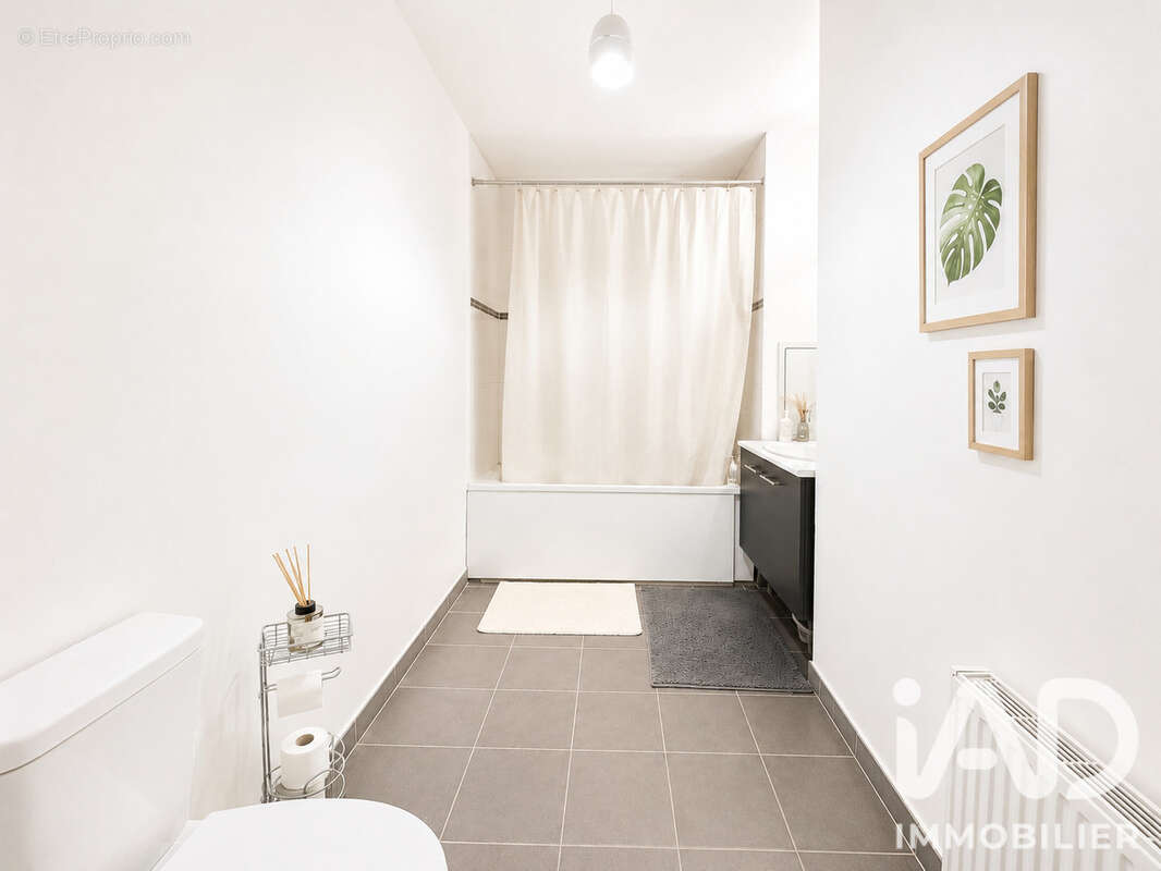 Appartement 60 m² à Acheres  - photo 9