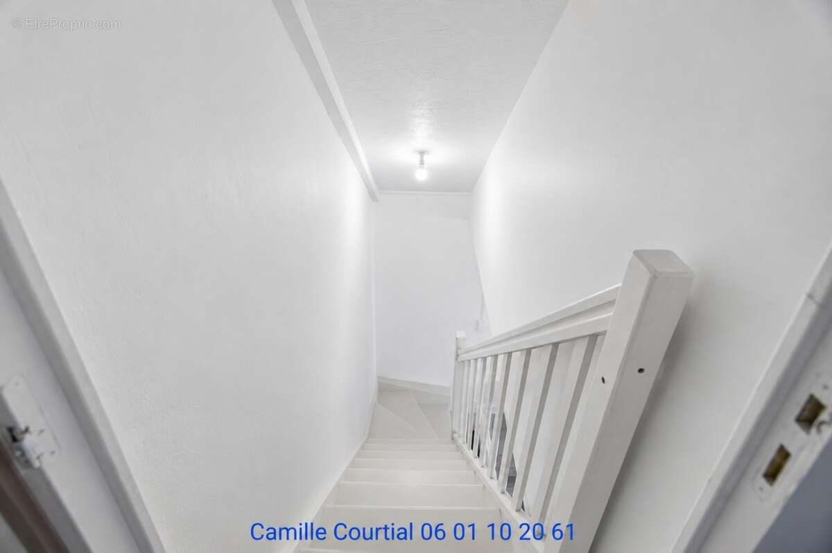 Maison de village rénovée quartier calme VERNOUX EN VIVARAIS (07) - photo 6