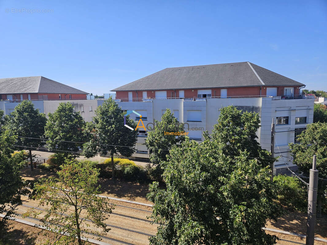 Appartement 48 m² à Fleury-Les-Aubrais  - photo 9