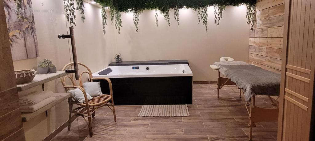 Maison à SAINT-CHRISTOL-LES-ALES