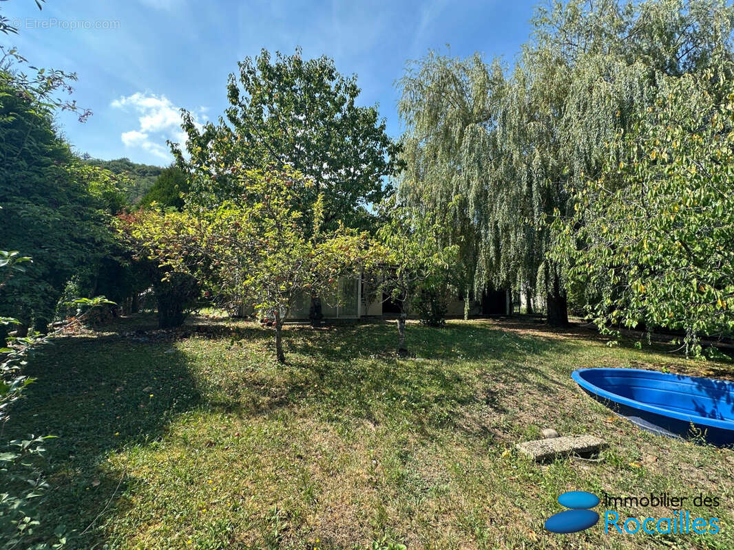 Maison à MONNETIER-MORNEX