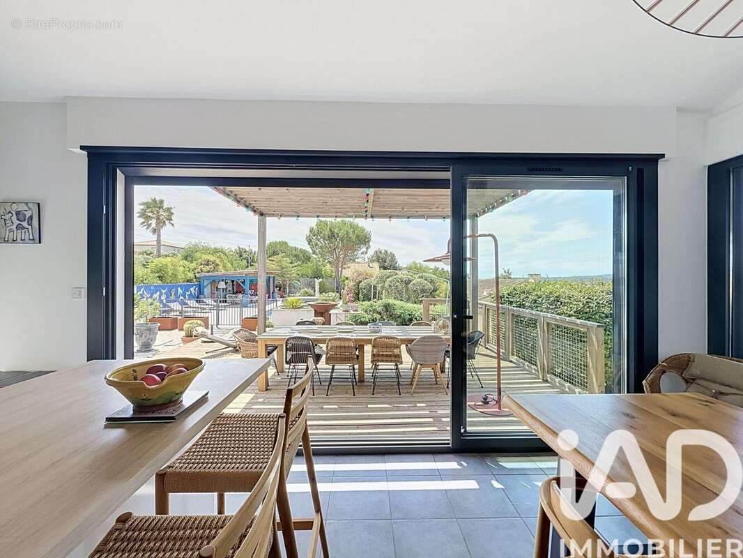 Maison 165 m² à Vendres  - photo 9