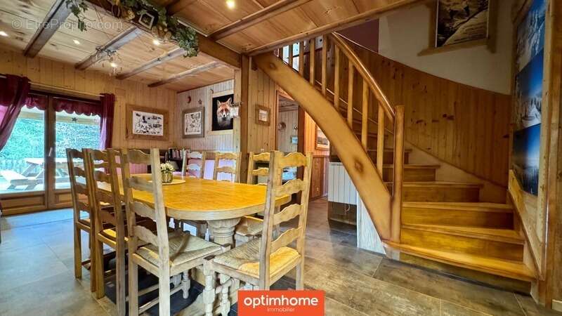 Maison à SAINT-MAURICE-SUR-MOSELLE