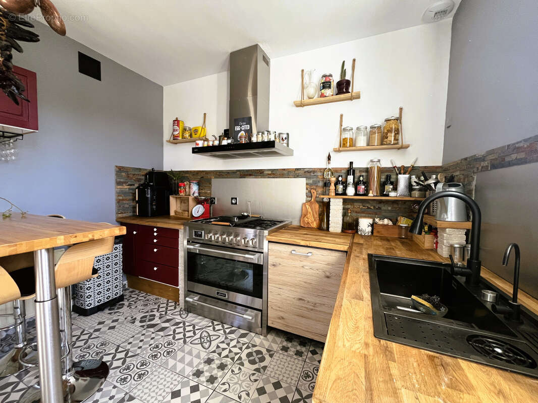 Maison à SAINT-PREST