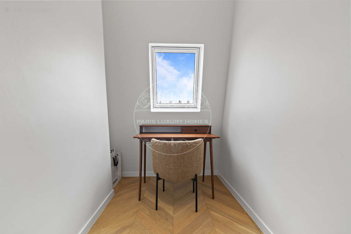 Appartement à PARIS-6E
