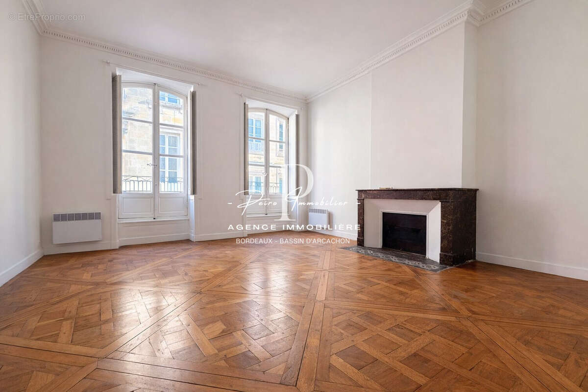 Appartement à BORDEAUX