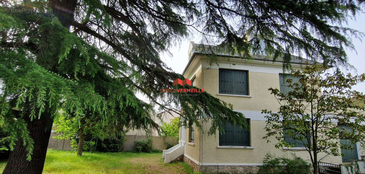Maison à CONFLANS-SAINTE-HONORINE