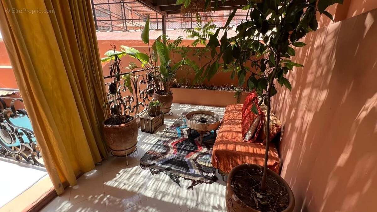 Duplex rénové et meublé  -127 m2 -marrakech - photo 6