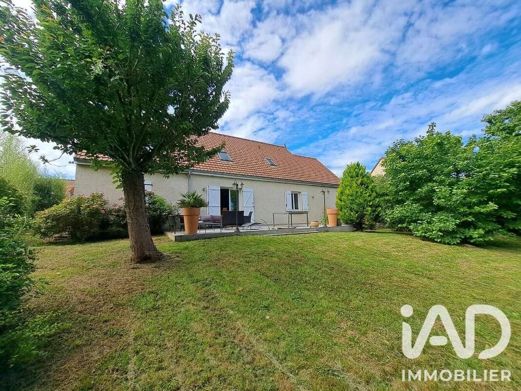 Maison 145 m² à Vinantes  - photo 10