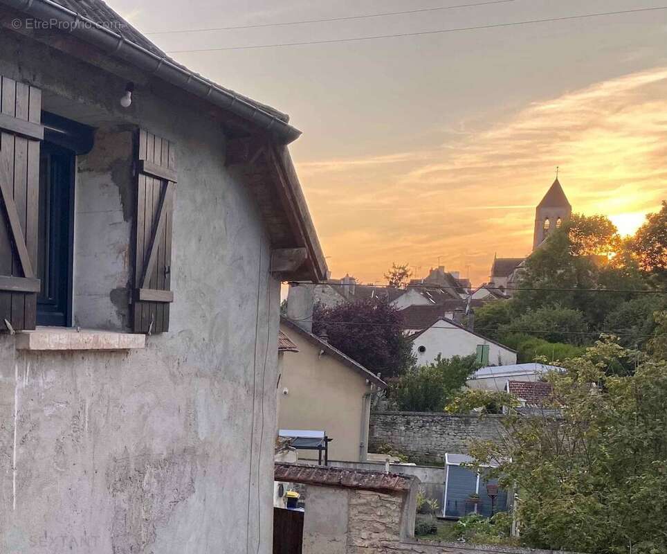 Maison à VETHEUIL