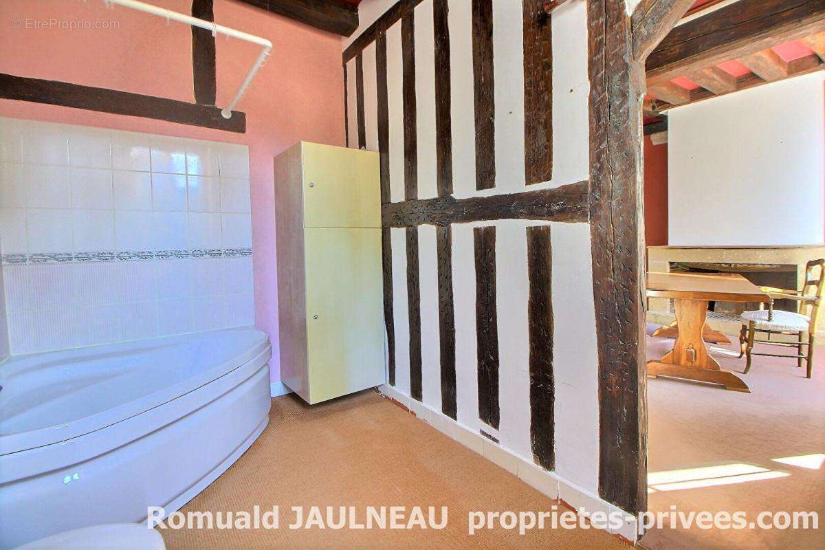 Maison 138 M² HAB Chateaudun CENTRE VILLE - photo 10