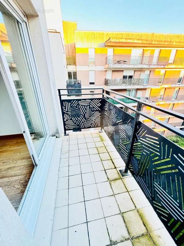 Appartement à VELIZY-VILLACOUBLAY