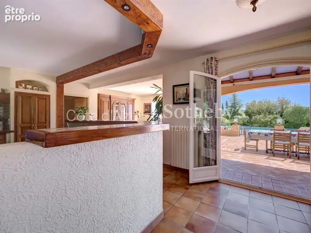 Villa provençale vue mer : terrain 1 500 m² avec piscine, secteur résidentiel proche plages Estérel - photo 9