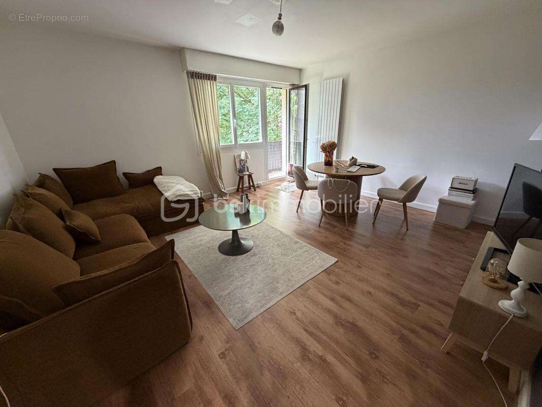Appartement f3 avec balcon + box + cave + cellier - photo 3
