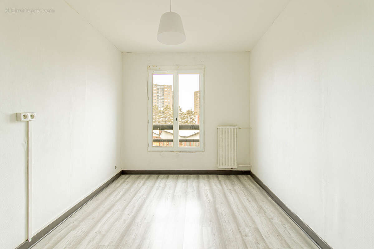 Appartement à CHARLEVILLE-MEZIERES