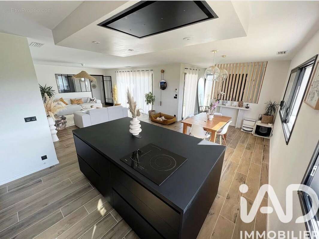 Maison 135 m² à Pouyastruc  - photo 5