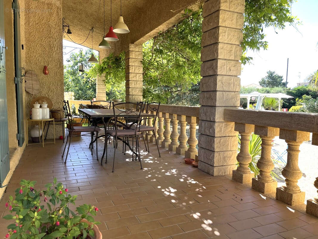 Maison à ROCHEFORT-DU-GARD