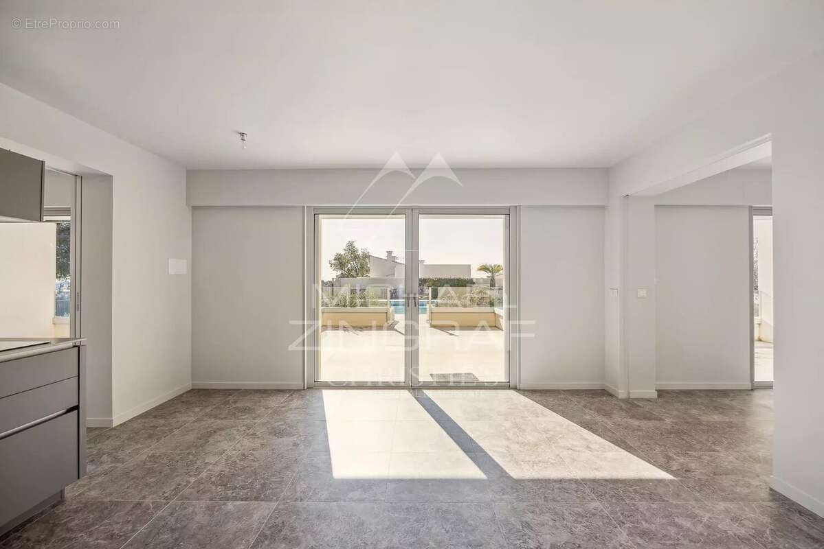 Appartement à CAGNES-SUR-MER