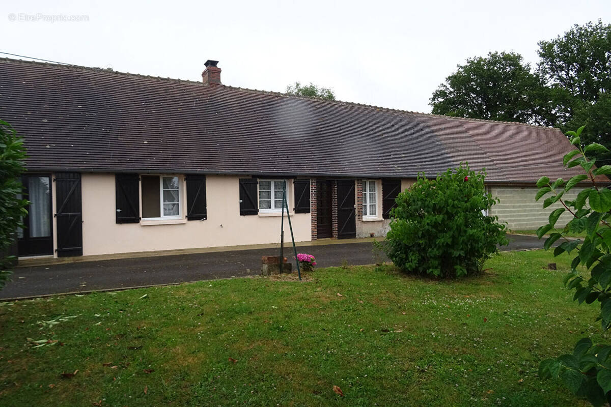 Maison à AUTHON-DU-PERCHE