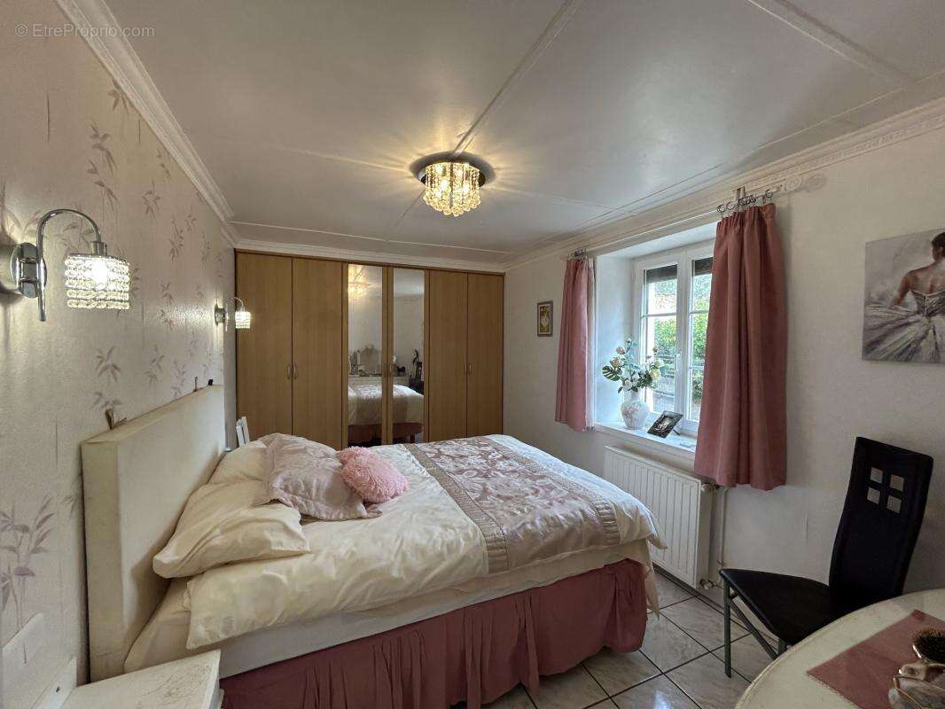 Maison de village 2 chambres, avec dépendances et grand jard - photo 7