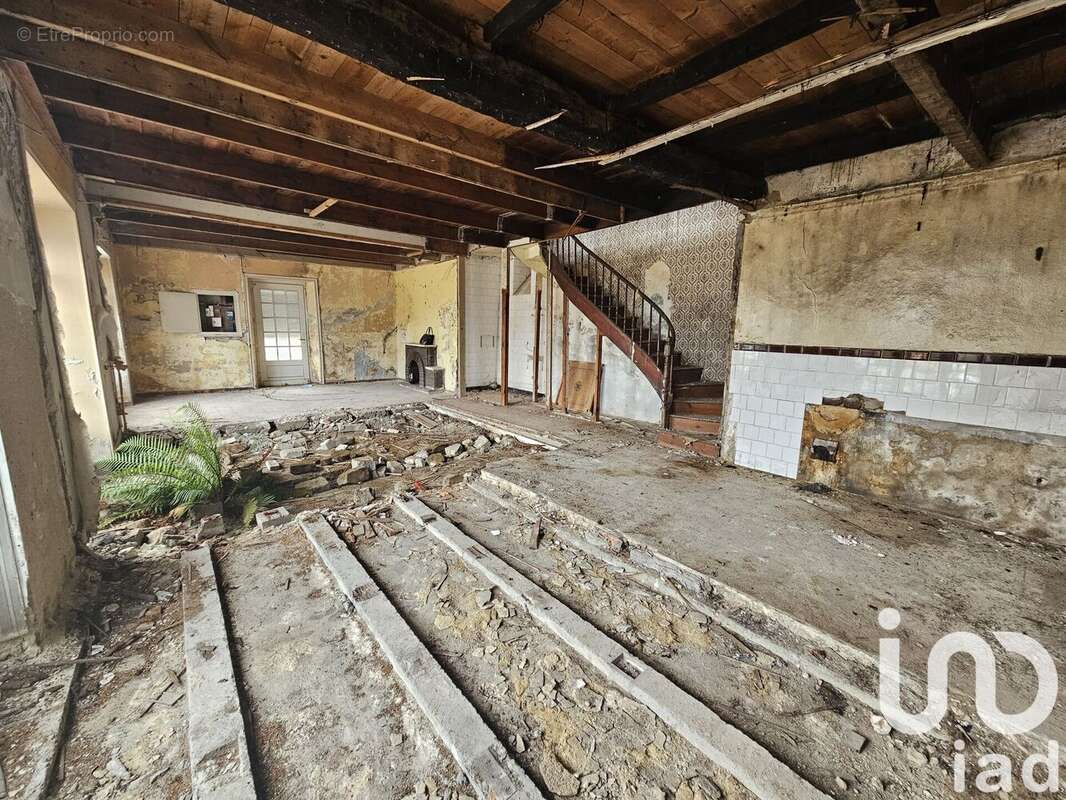 Photo 3 - Maison à GUERLESQUIN