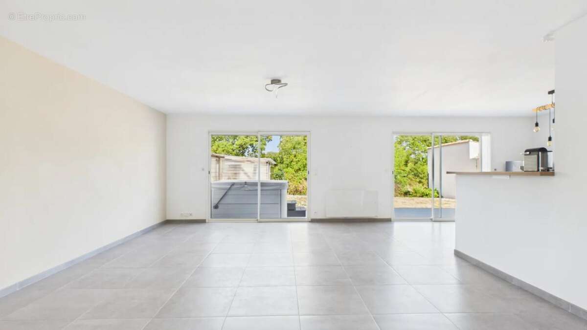 Maison de 4 pièces de 98 m² à Sainte-Soulle - photo 3