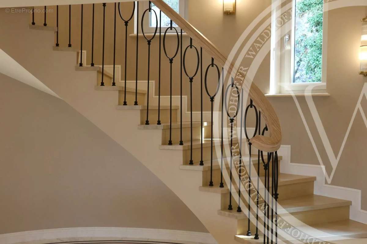 Maison à ROQUEBRUNE-CAP-MARTIN