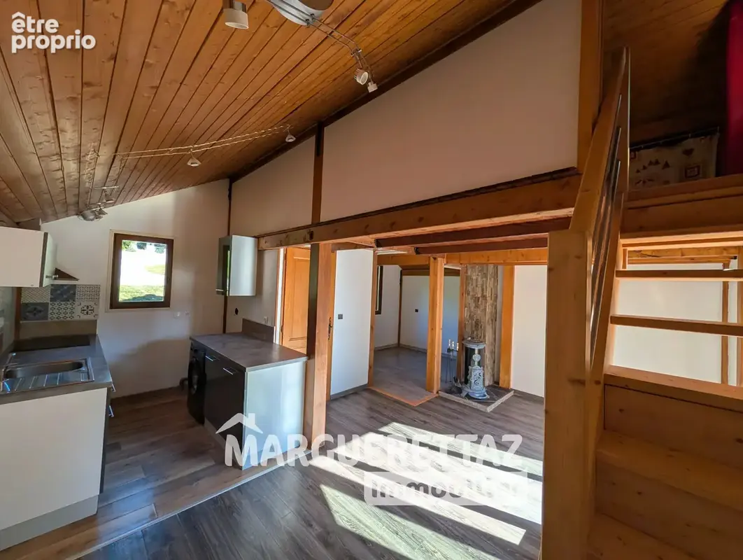Chalet à usage d'habitation à ONNION - photo 8