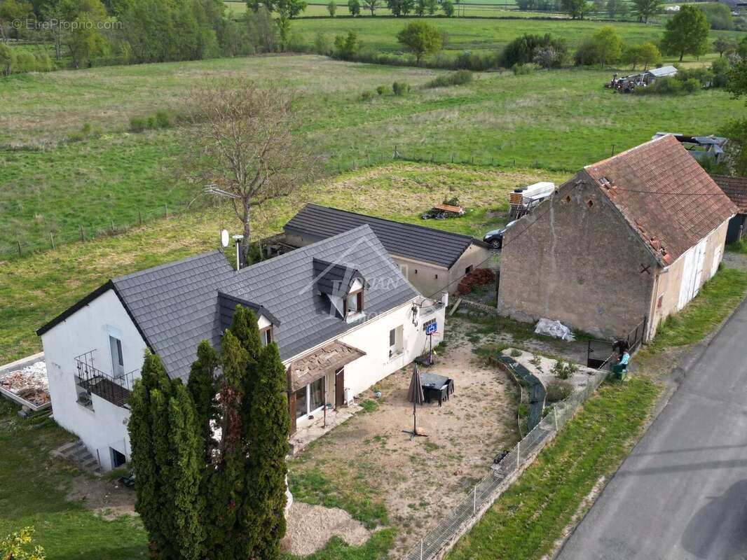 Maison à SAINT-POURCAIN-SUR-BESBRE