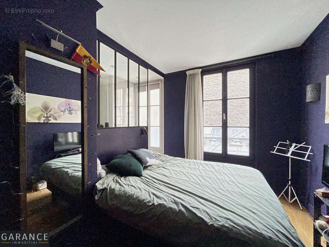 Appartement à PARIS-14E