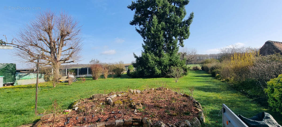 Maison à CLOYES-SUR-LE-LOIR