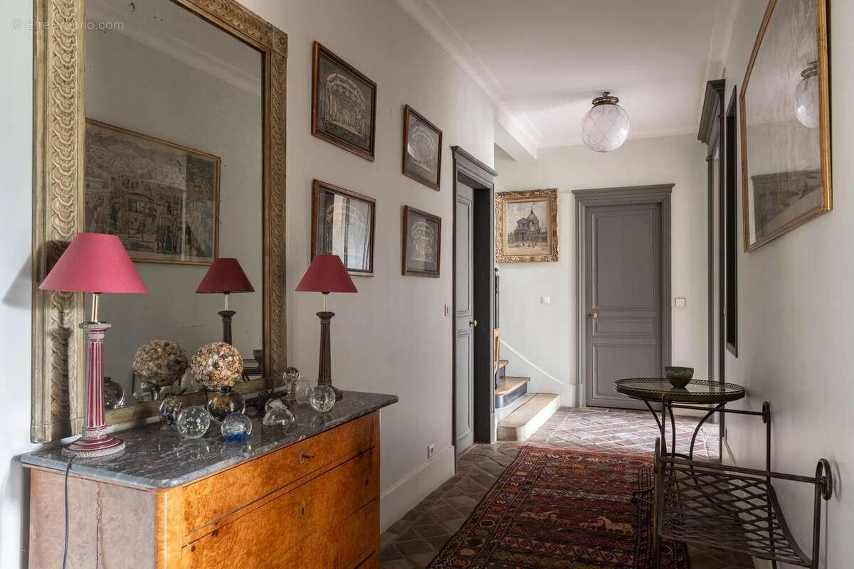 Appartement à PARIS-5E