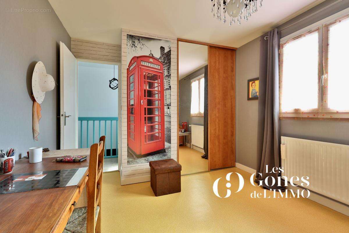 Maison à MARCY-L&#039;ETOILE