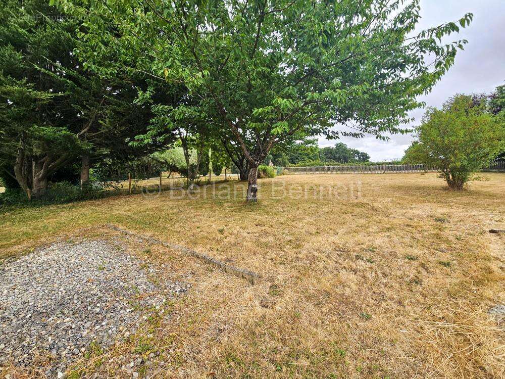 Maison à SAUZE-VAUSSAIS