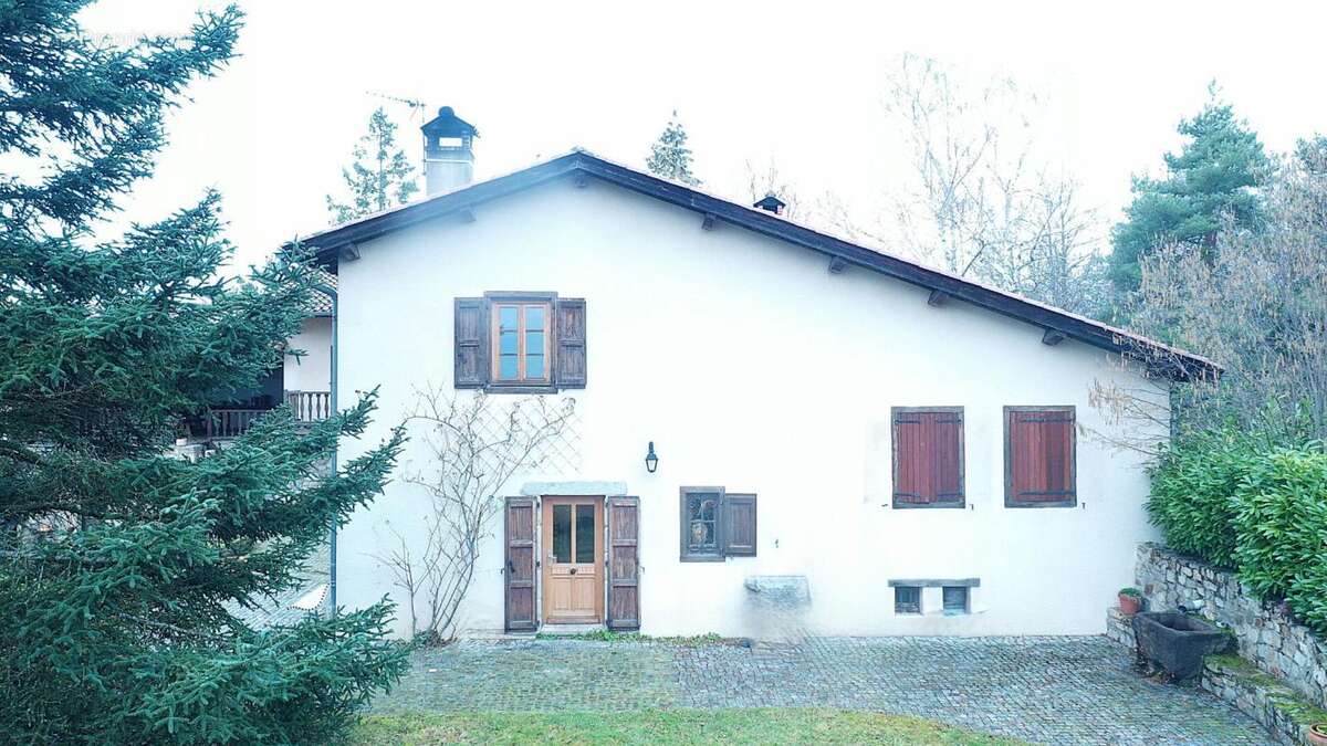 Maison à SAINT-SIXTE