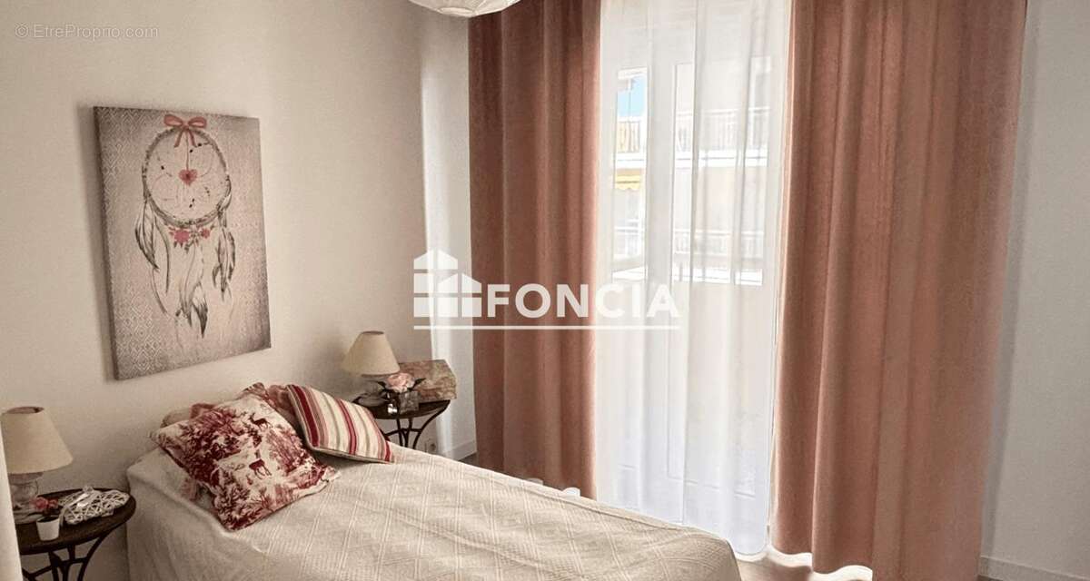 Appartement à LE CANNET