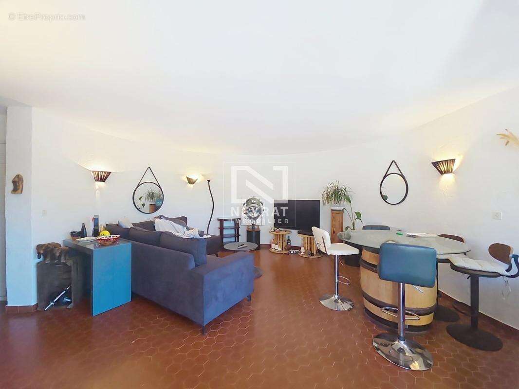 Appartement à SAINT-PAUL-EN-FORET